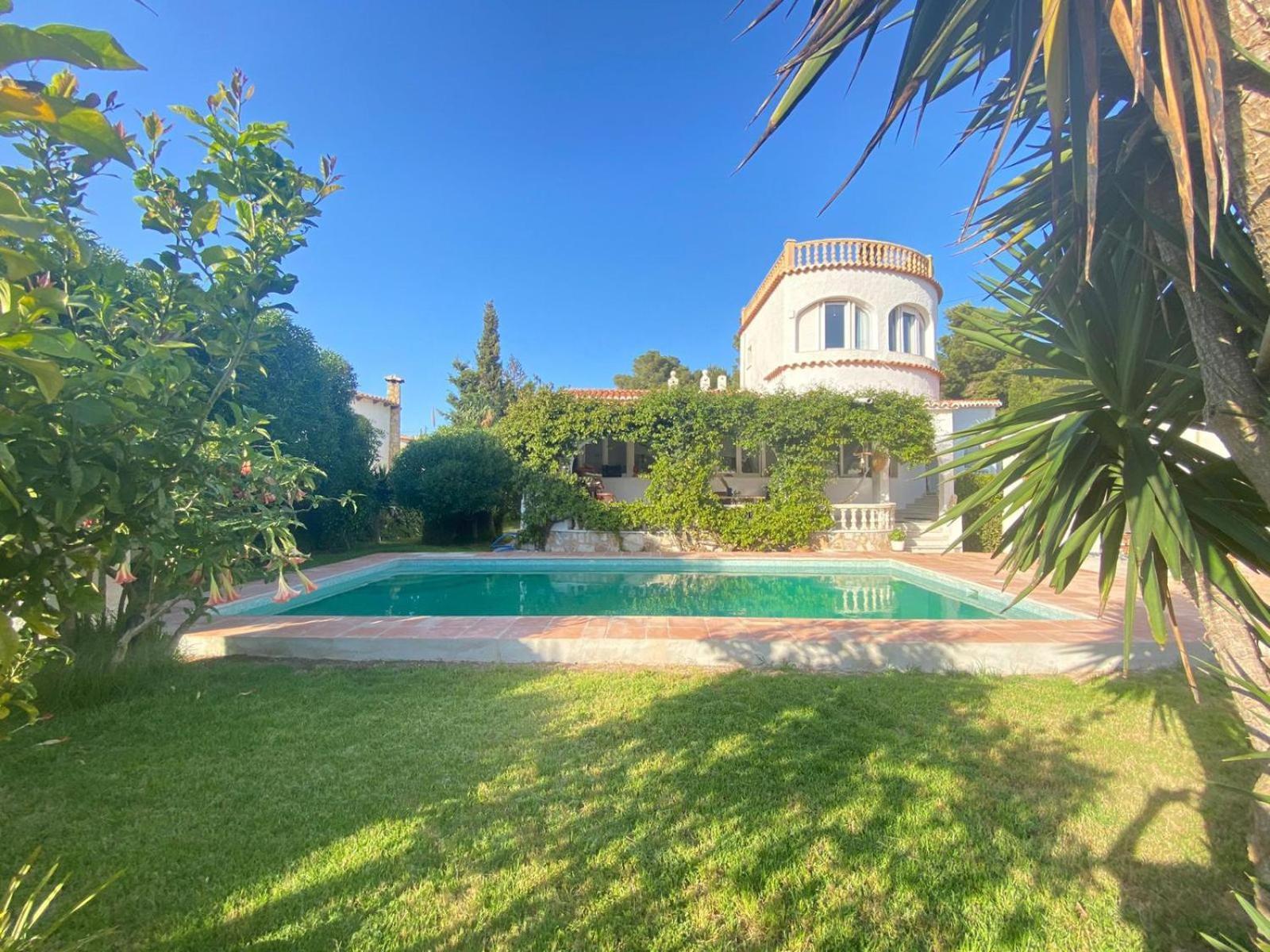 Beautiful Villa With Pool, Barbecue, And Garden Jávea Exteriör bild